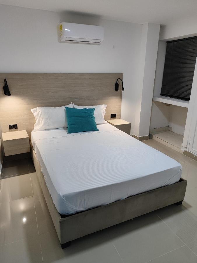 Apartamentos Los Manglares Marbella Cartagena Екстериор снимка