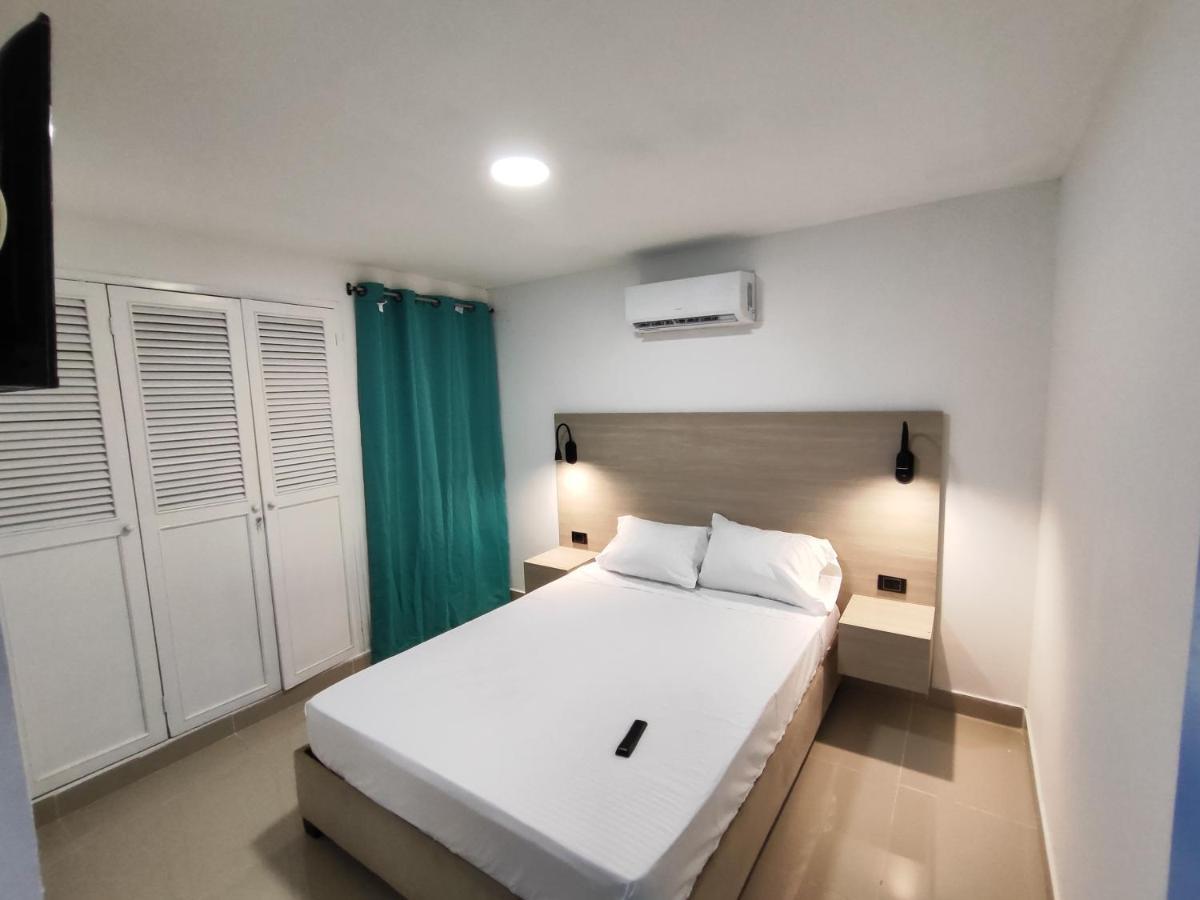 Apartamentos Los Manglares Marbella Cartagena Екстериор снимка